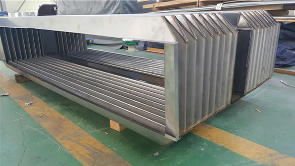 Camera Corner Square Expansion Joint