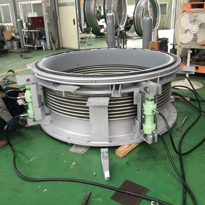 Cylinder Expansion Joint